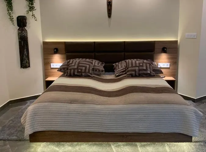 The Jakuzzi Miskolctapolca Гостевой дом 4*