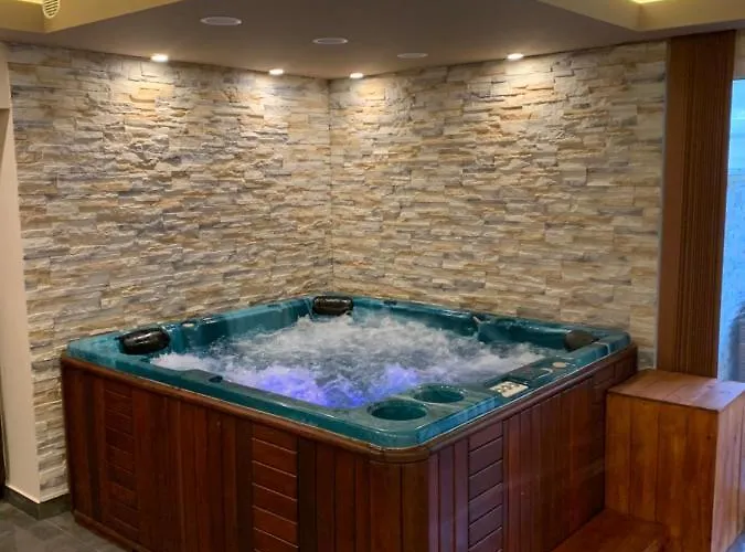 The Jakuzzi Miskolctapolca 4*